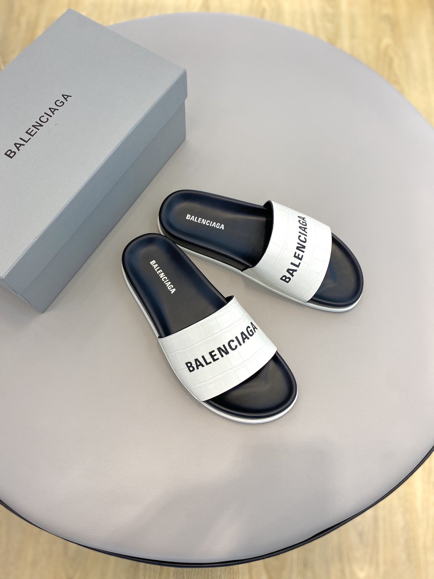 Balenciaga Slide Sandal White For Women - Soul Replicas