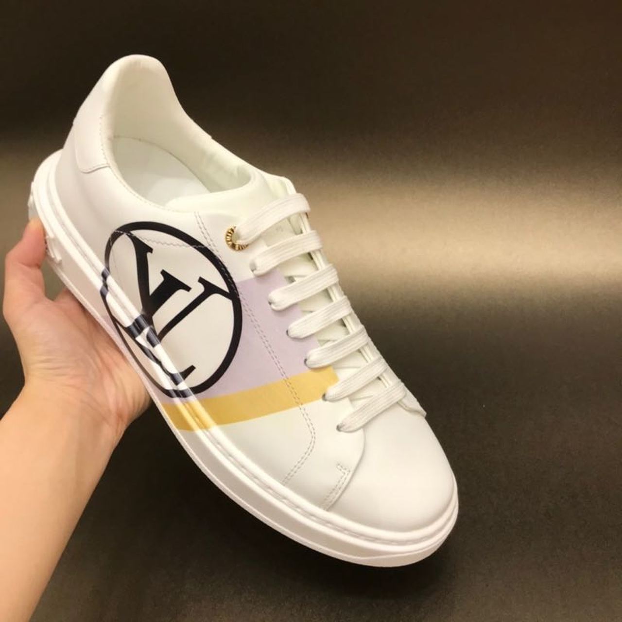 Louis Vuitton Time Out Sneaker White/Black For Women LV - Soul Replicas
