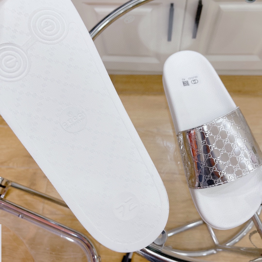 Gucci Women's Gucci Slide Sandal White Silver For Women 407345 - Soul Replicas