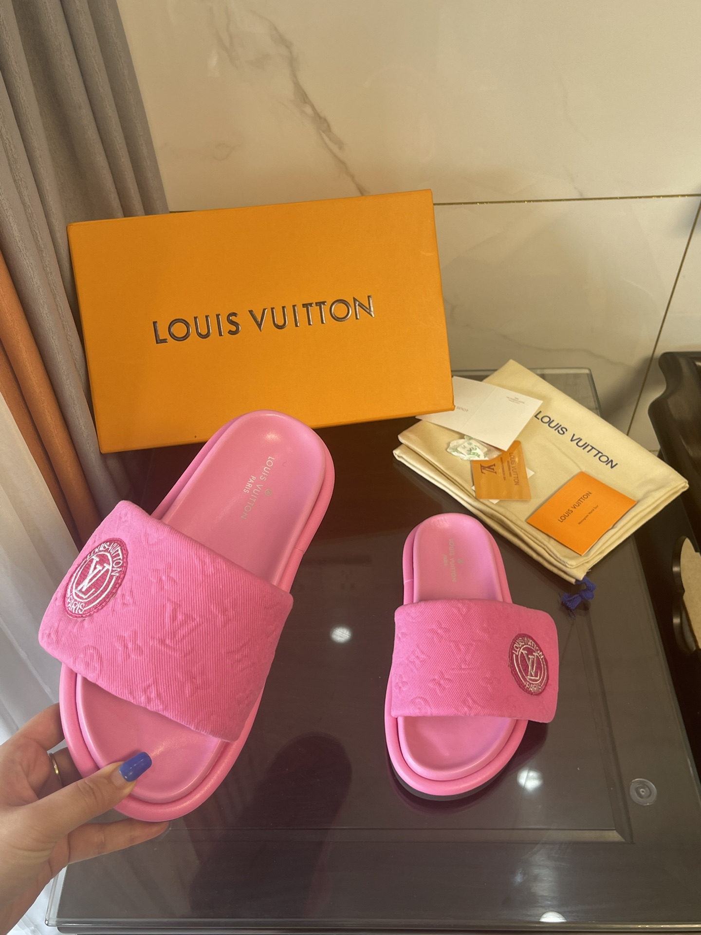 Louis Vuitton Women's Pool Pillow Comfort Mule Pink For Women LV - Soul Replicas