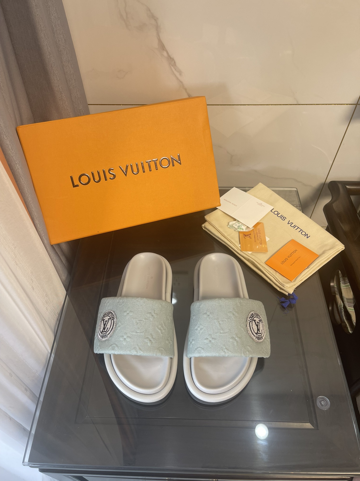 Louis Vuitton Women's Pool Pillow Comfort Flat Mule Bright Green For Women LV - Soul Replicas