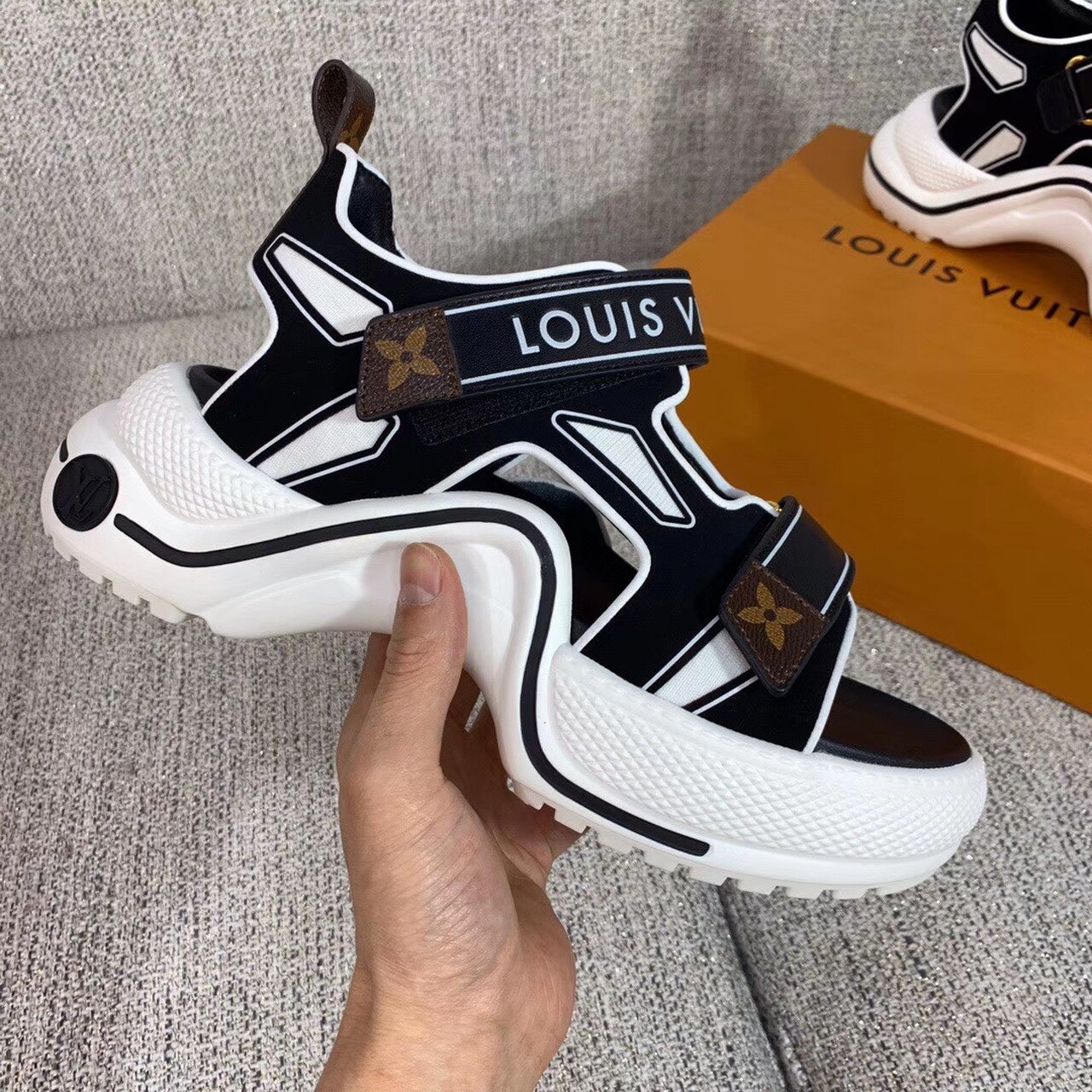 Louis Vuitton LV Archlight Flat Sandal Velvet Black/White For Women LV - Soul Replicas