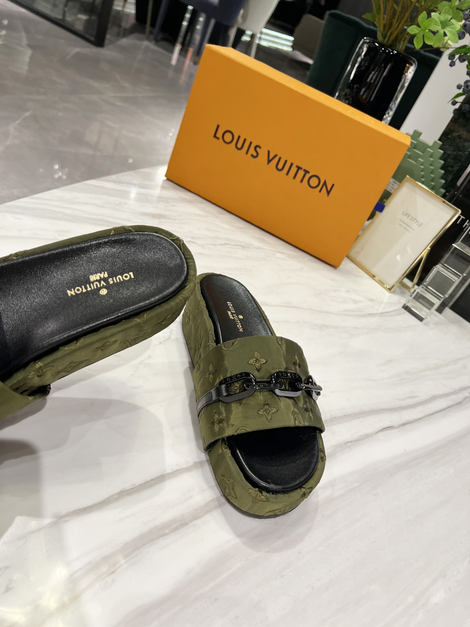 Louis Vuitton Jumbo Flatform Mule Green For Women LV - Soul Replicas