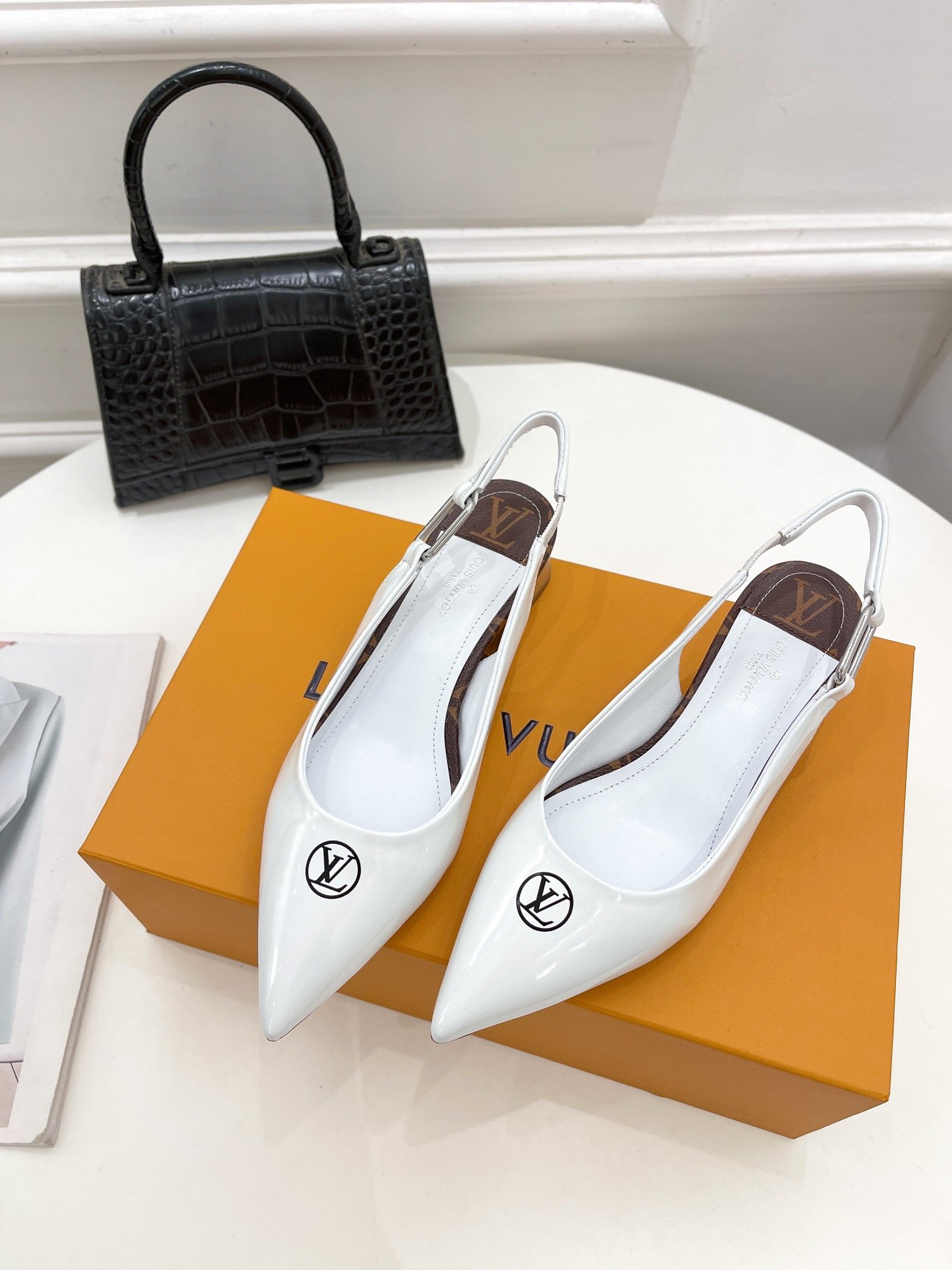 Louis Vuitton Magnetic Slingback Pump White For Women LV - Soul Replicas