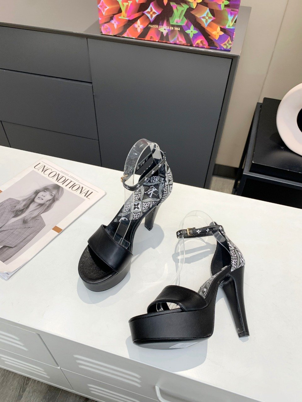 Louis Vuitton Women's Afterglow Platform Sandal Black And White For Women LV - Soul Replicas