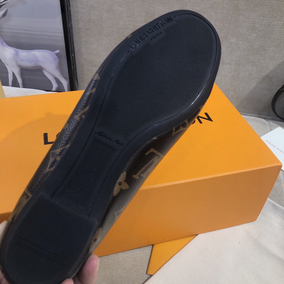 Louis Vuitton Gloria Flat Loafer Patent Monogram Material Brown For Women LV - Soul Replicas