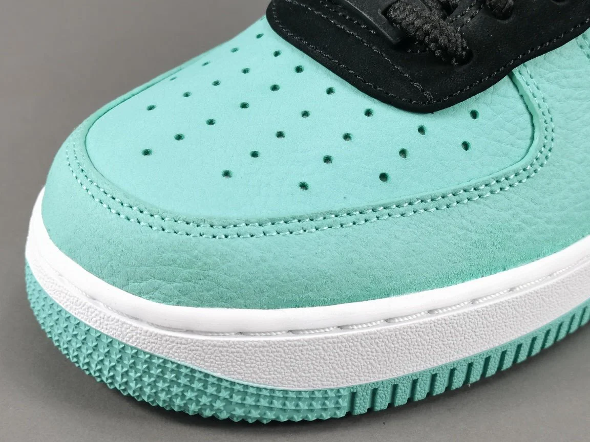 NIKE AIR FORCE 1 x TIFFANY & CO.1837 (FRIENDS AND FAMILY) - Soul Replicas