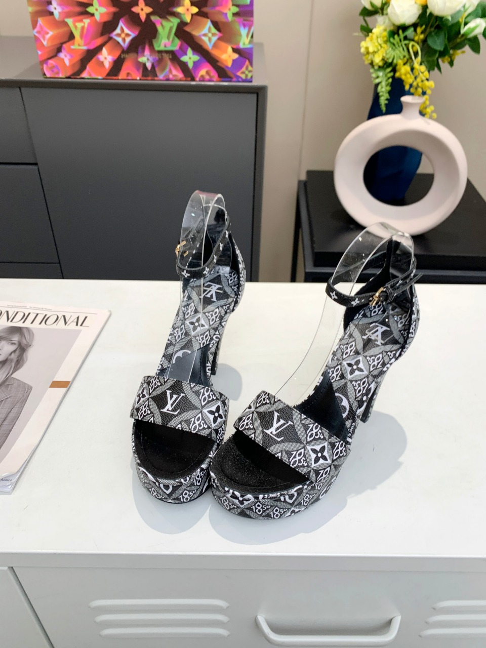 Louis Vuitton Women's Afterglow Platform Sandal Black For Women LV - Soul Replicas