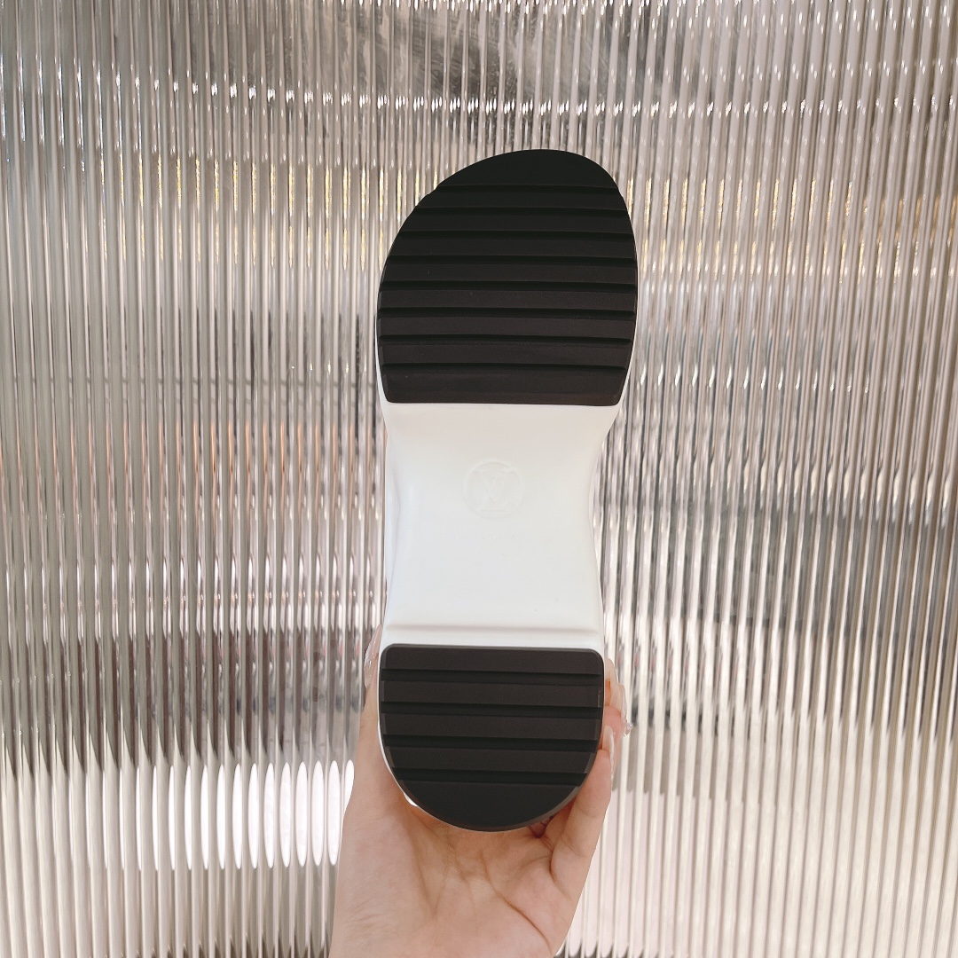 Louis Vuitton Women's LV Archlight Flat Sandal Black For Women LV - Soul Replicas