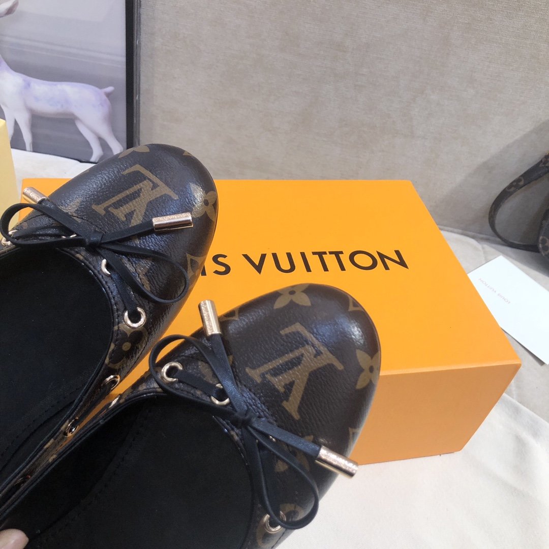 Louis Vuitton Gloria Flat Loafer Patent Monogram Material Brown For Women LV - Soul Replicas