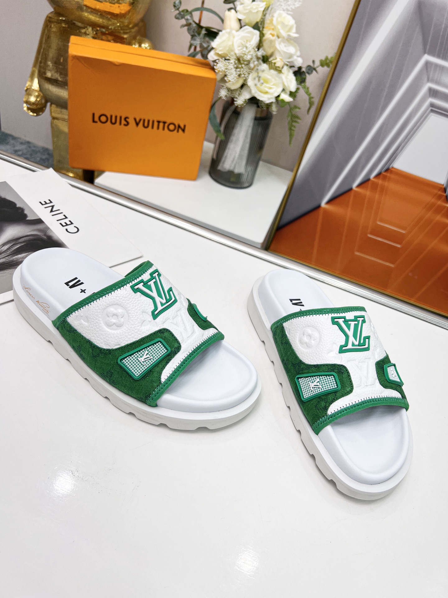 Louis Vuitton Women's Pool Pillow Comfort Mule Green For Women LV - Soul Replicas