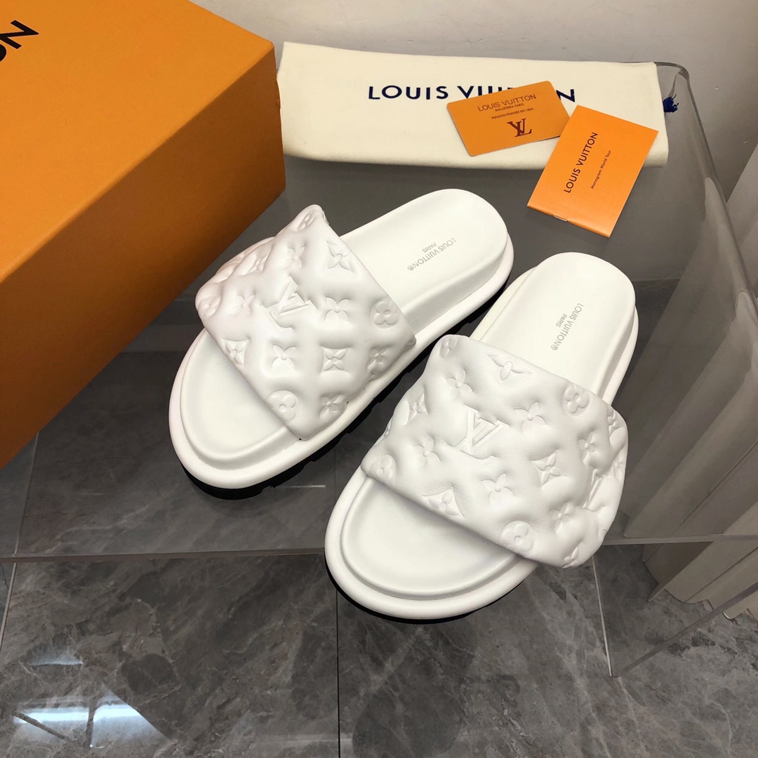 Louis Vuitton Women's Pool Pillow Flat Comfort Mule White For Women LV 1AABKV - Soul Replicas