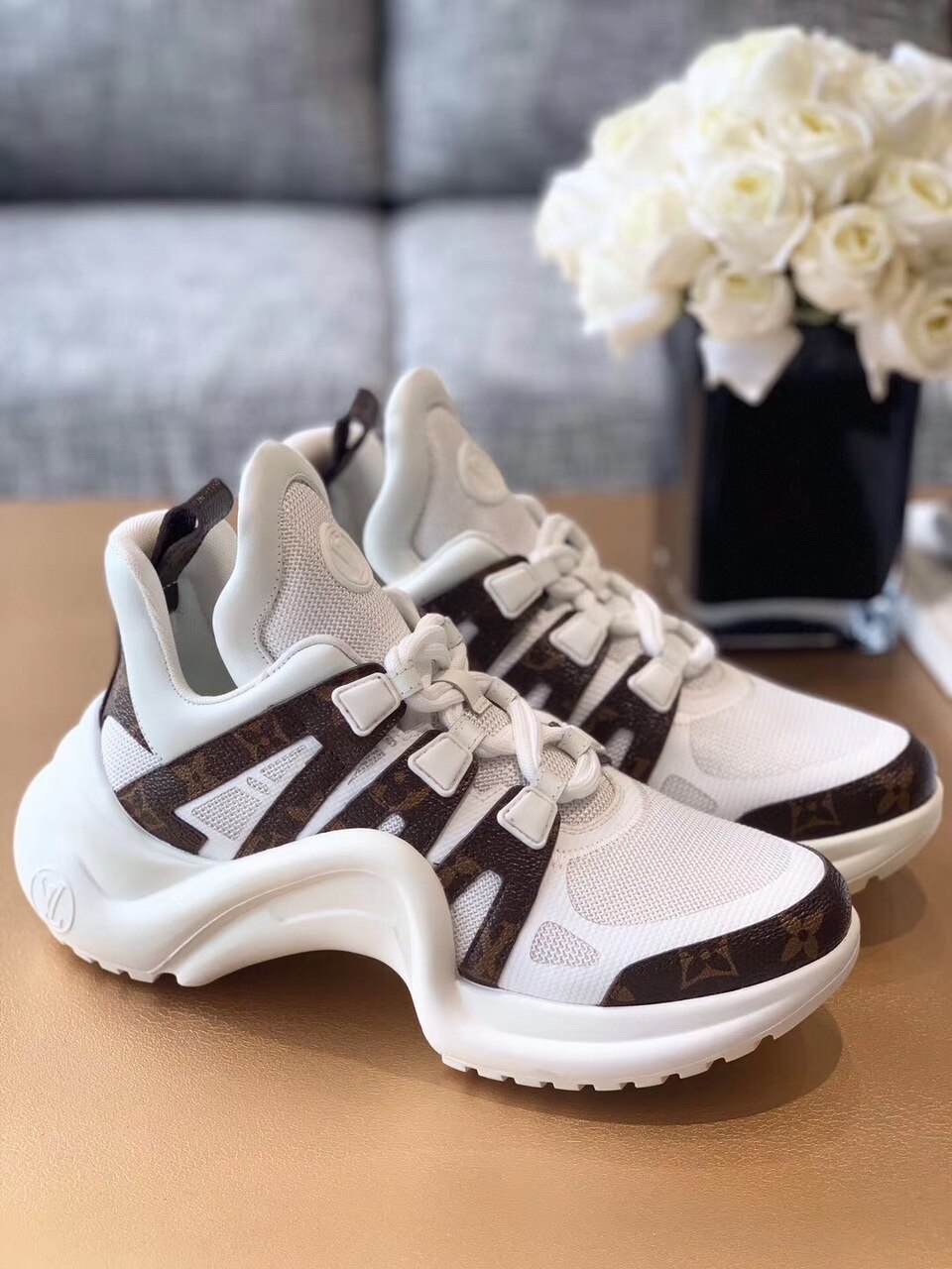 Louis Vuitton LV Archlight Sneaker Patent Monogram Material And Technical Fabrics White For Women LV 1A43L1 - Soul Replicas