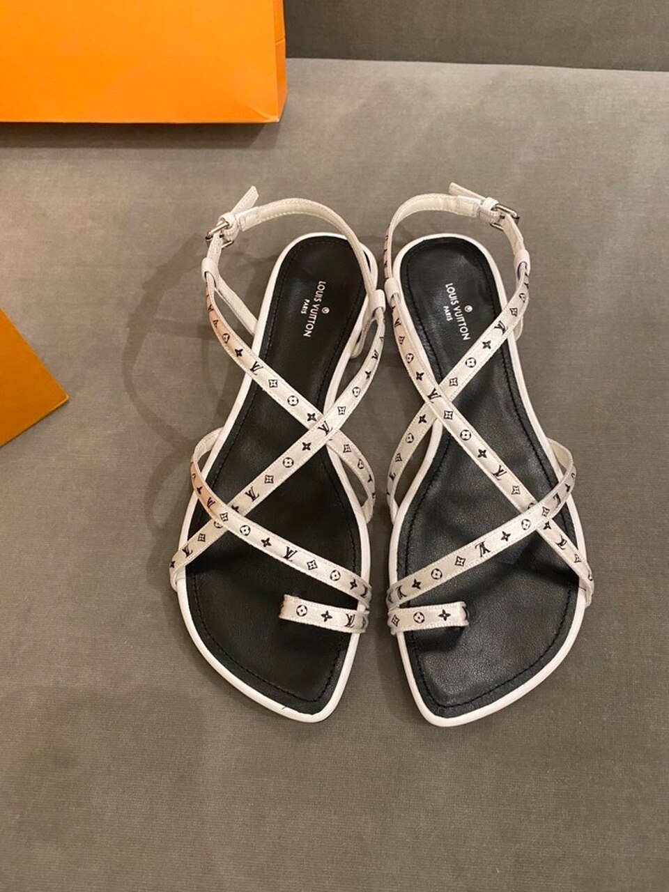 Louis Vuitton Citizen Flat Sandal Satin Black/White For Women LV - Soul Replicas