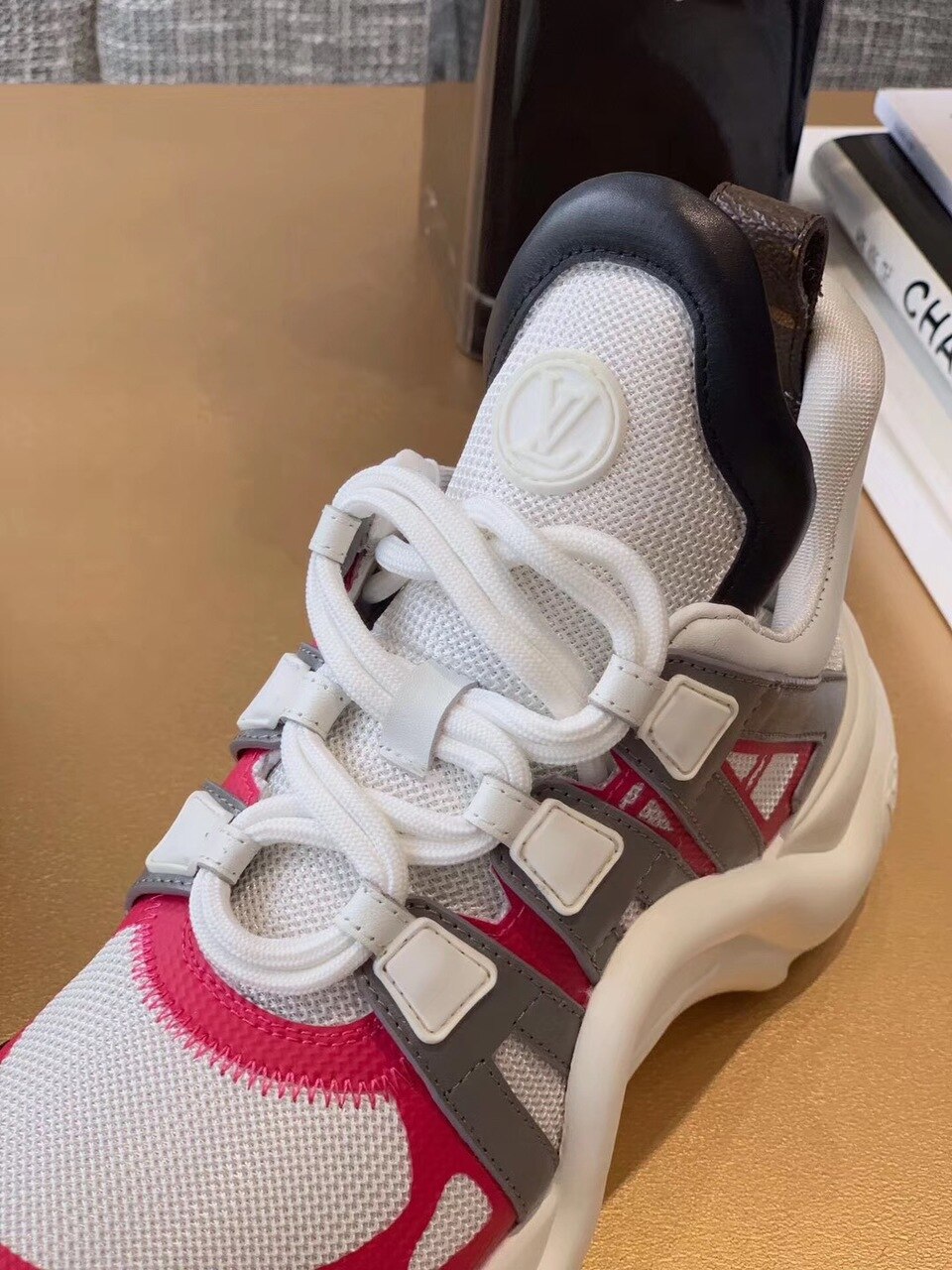 Louis Vuitton Archlight Sneakers Calfskin Leather Fall/Winter Collection White/Pink/Black - Soul Replicas