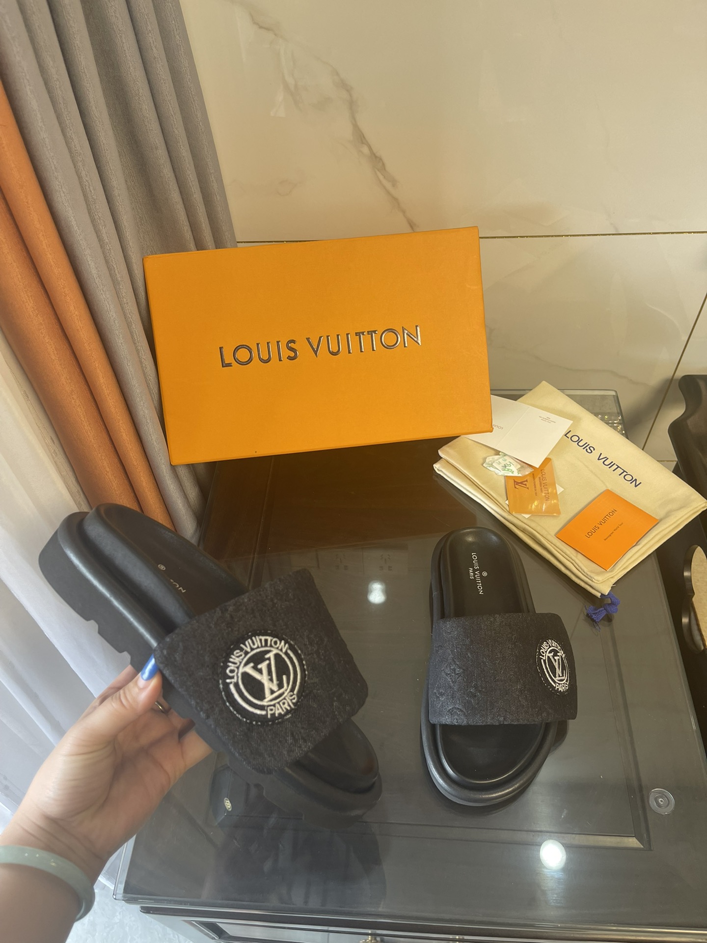 Louis Vuitton Women's Pool Pillow Comfort Flat Mule Blue For Women LV - Soul Replicas