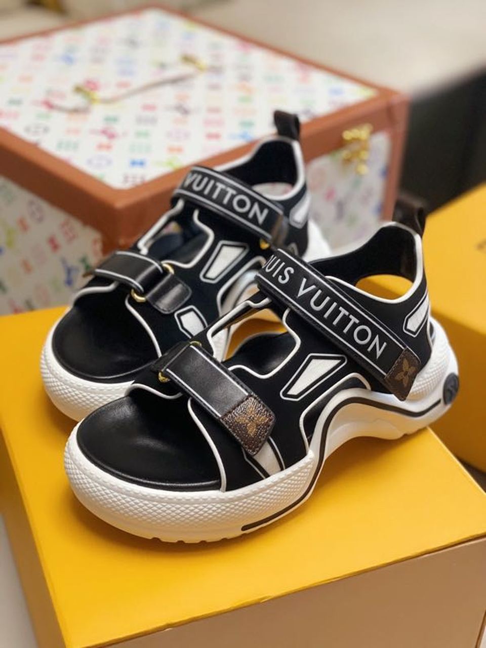 Louis Vuitton LV Archlight Flat Sandal Satin Black/White For Women LV - Soul Replicas