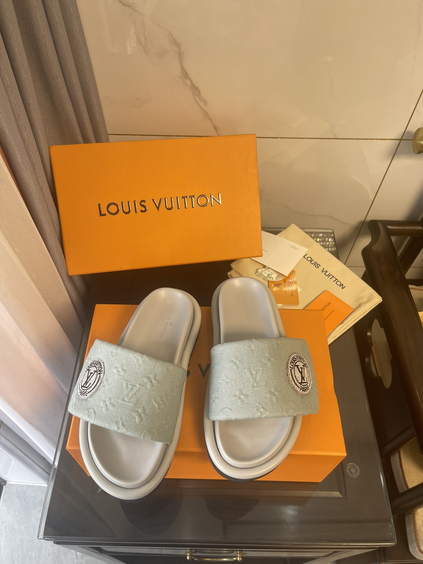 Louis Vuitton Women's Pool Pillow Comfort Mule White For Women LV - Soul Replicas