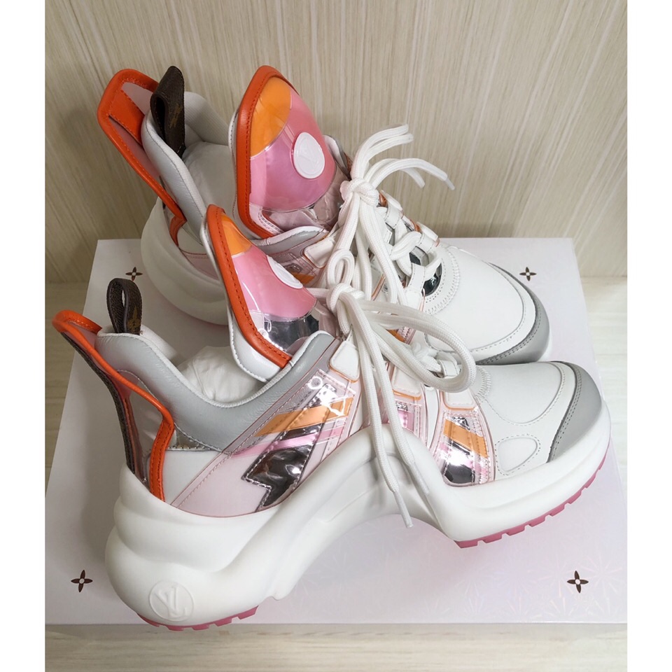 Louis Vuitton Women's LV Archlight Sneaker Light Pink For Women LV - Soul Replicas