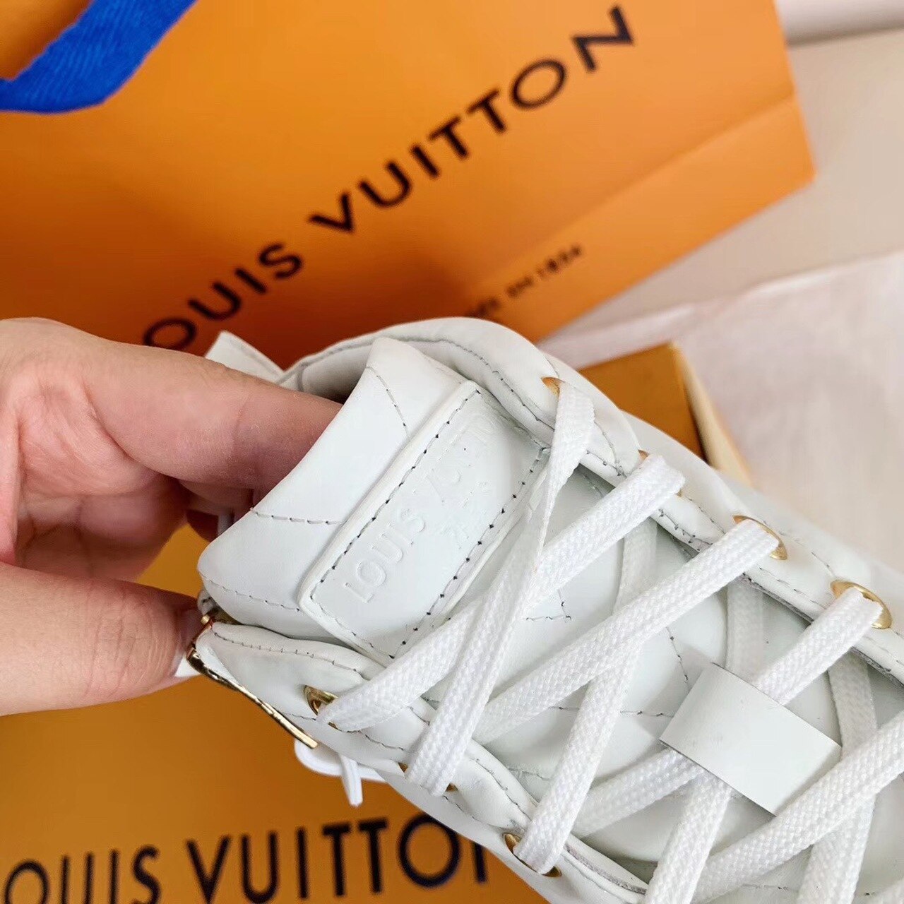 Louis Vuitton Time Out Sneaker Boots Calfskin Leather Fall/Winter Collection White - Soul Replicas