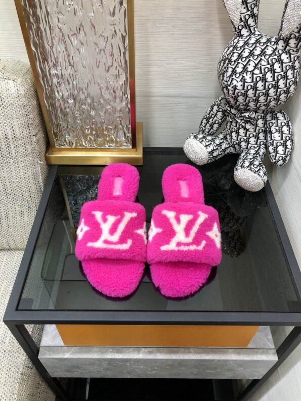 Louis Vuitton Women's Magnetic Mule Fuchsia Pink For Women LV 1AA1R5 - Soul Replicas