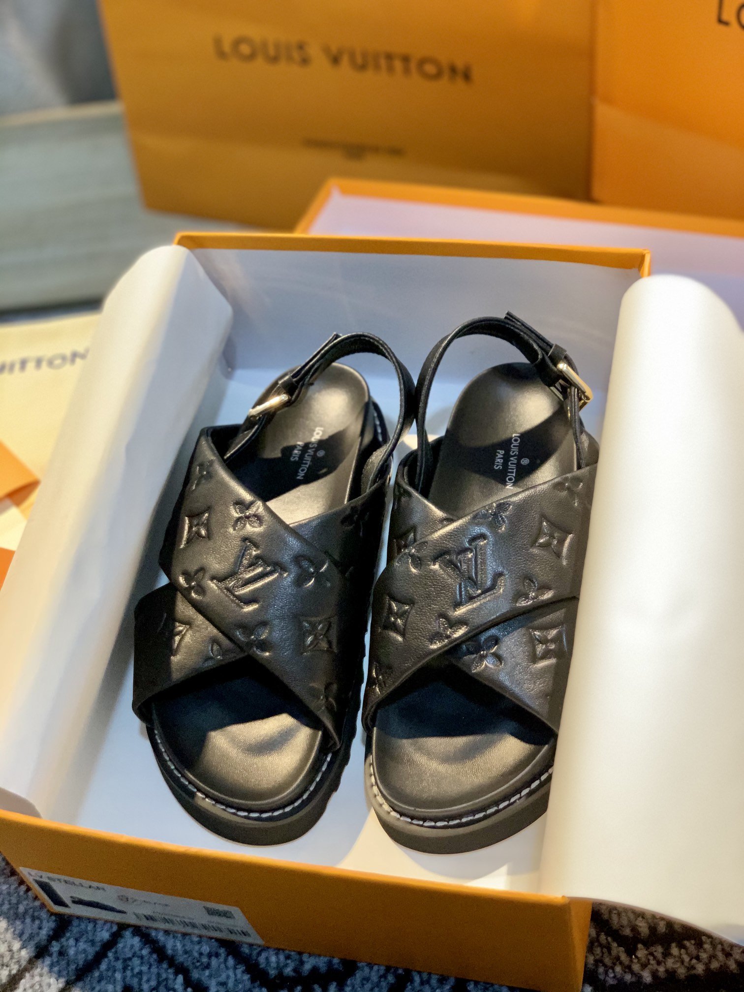 Louis Vuitton Paseo Flat Comfort Sandal Black For Women LV 1A9RDO - Soul Replicas