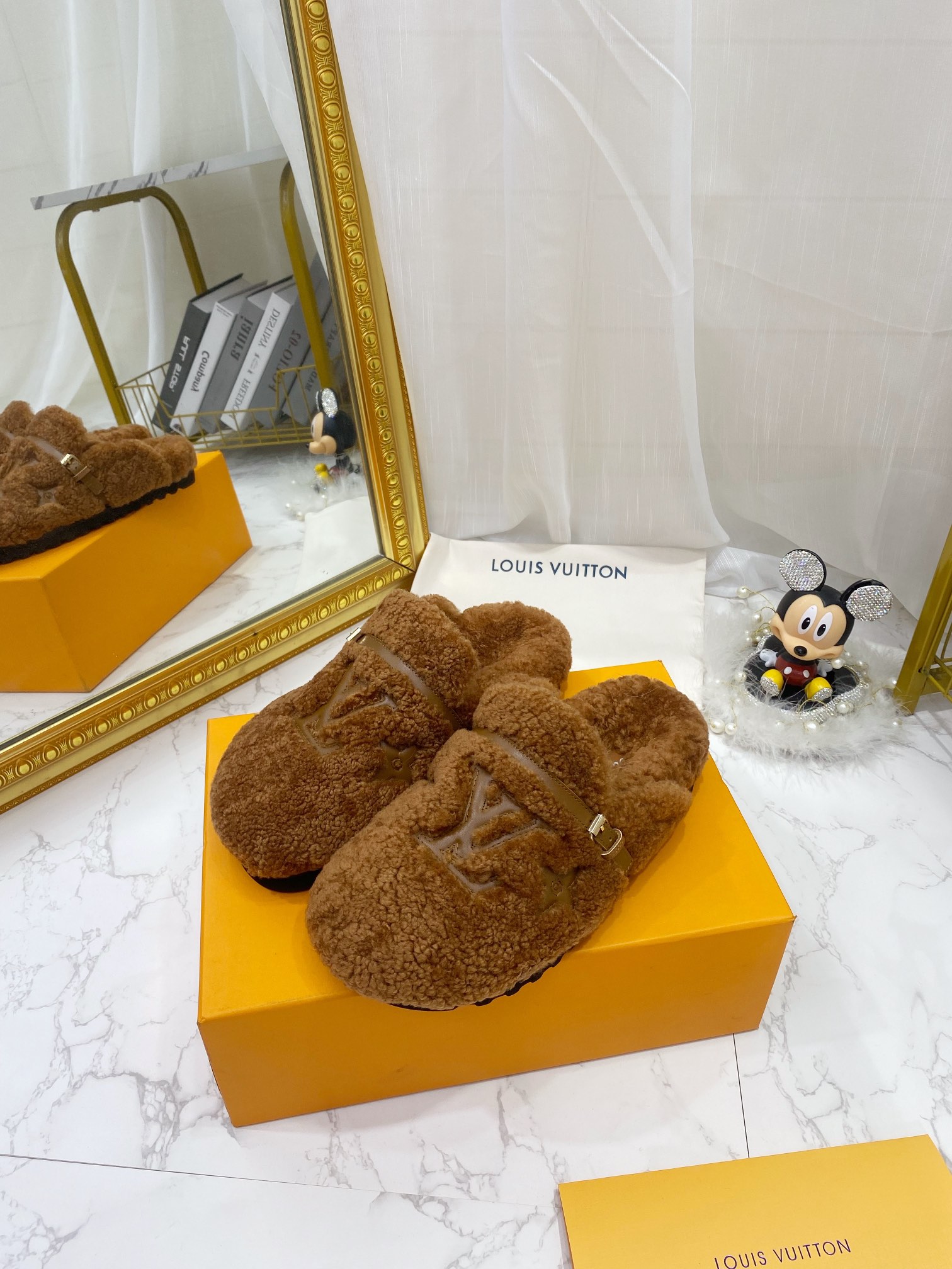 Louis Vuitton Women's Winterbreak Flat Comfort Mule Brown For Women LV - Soul Replicas