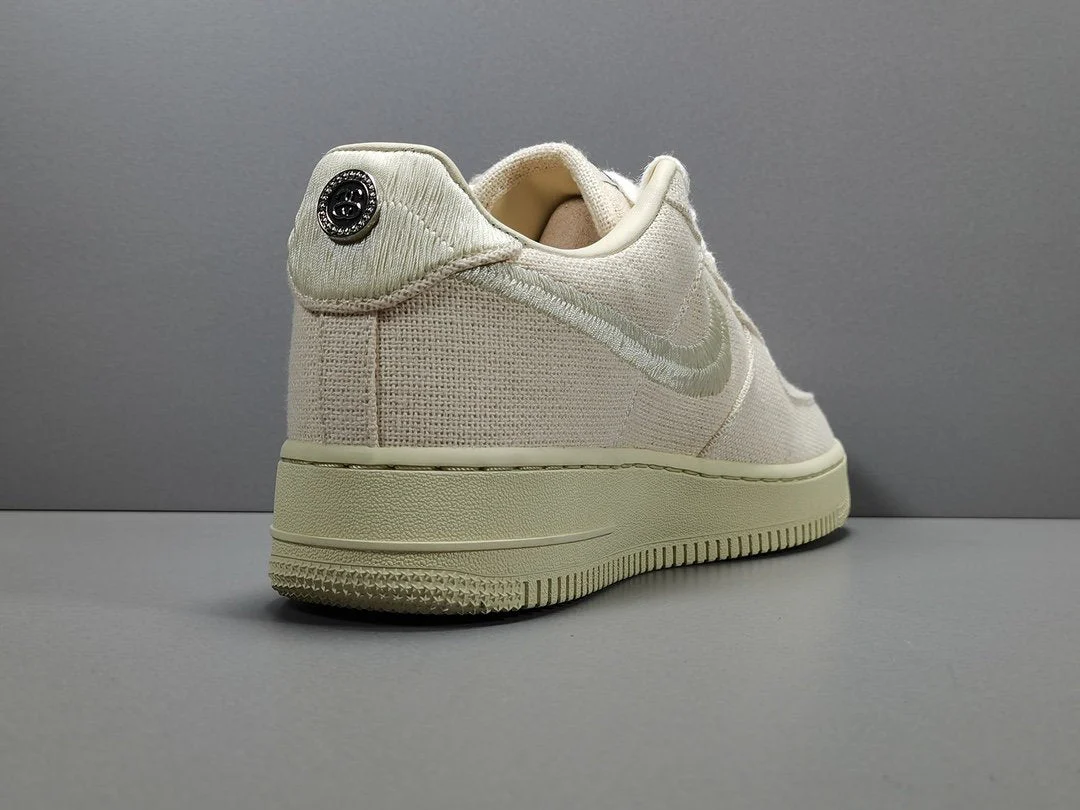NIKE AIR FORCE 1 x STUSSY FOSSIL - Soul Replicas