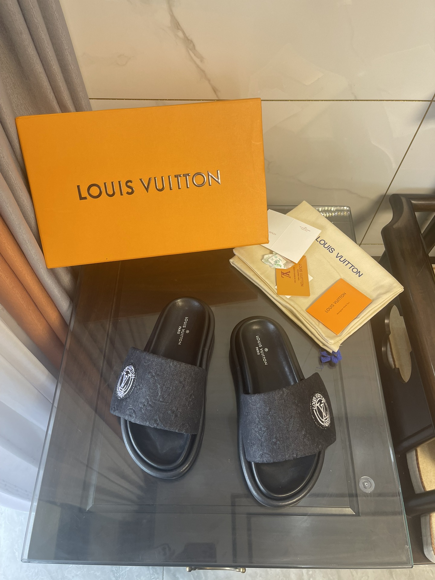 Louis Vuitton Women's Pool Pillow Comfort Mule Black For Women LV 1AAEBP - Soul Replicas