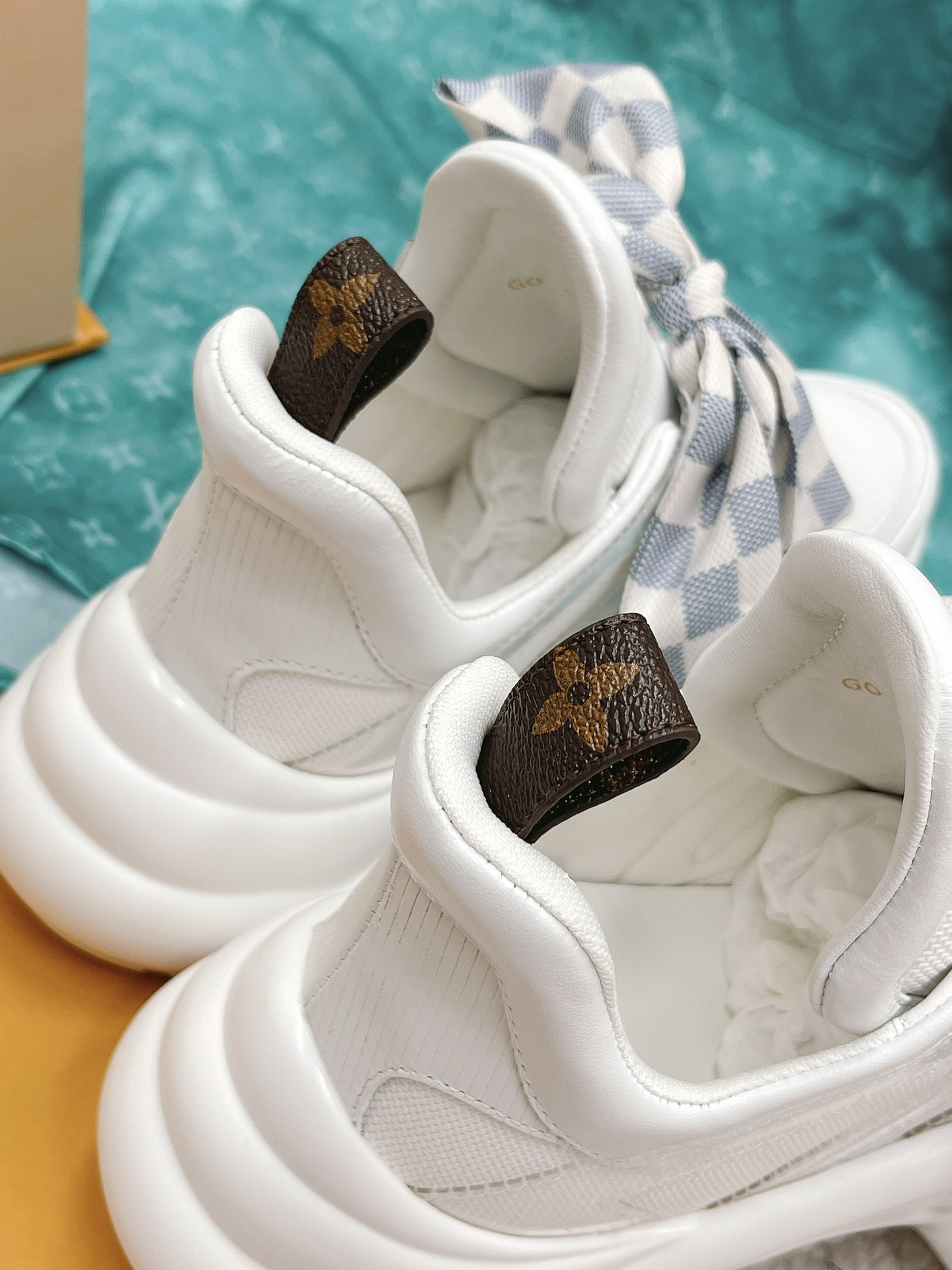 Louis Vuitton Women's LV Archlight Sneaker White For Women LV - Soul Replicas