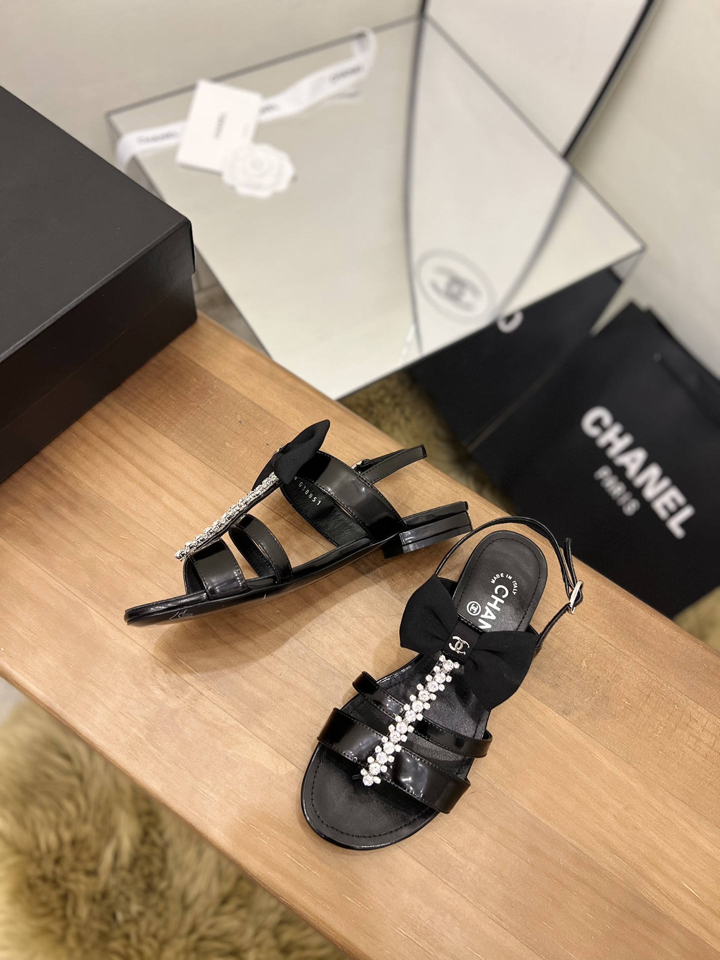 Chanel Women's Sandals With Bow Black For Women 0.8in/2cm - Soul Replicas