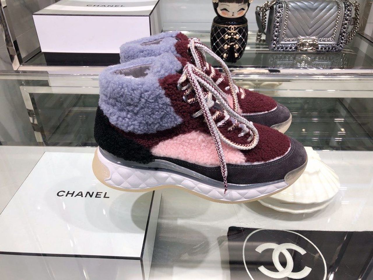 Chanel Shearling Fur High-Top Sneakers Calfskin Leather Fall/Winter 2019 Collection. Burgundy/Blue/Blush - Soul Replicas