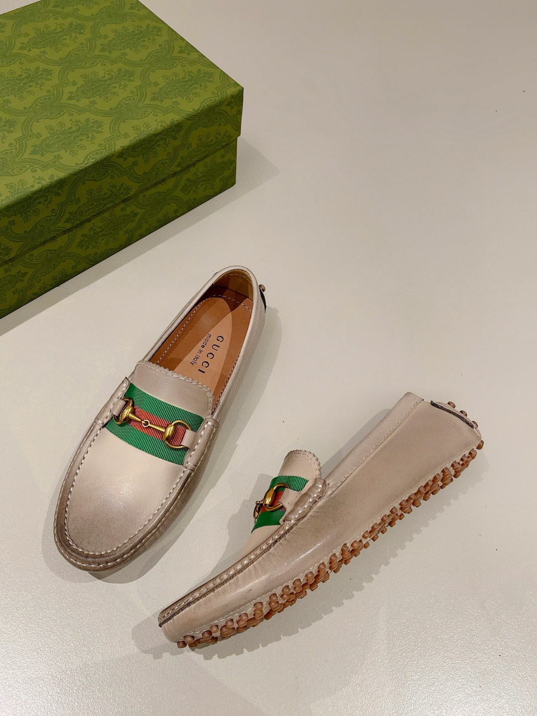 Gucci Women's Horsebit Driver With Web Distressed Beige - Soul Replicas