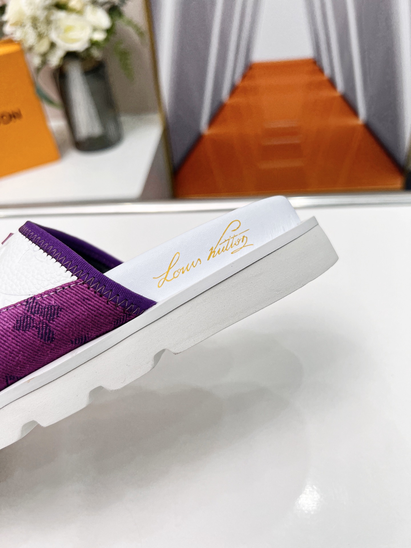 Louis Vuitton Women's Pool Pillow Comfort Mule Violet For Women LV - Soul Replicas