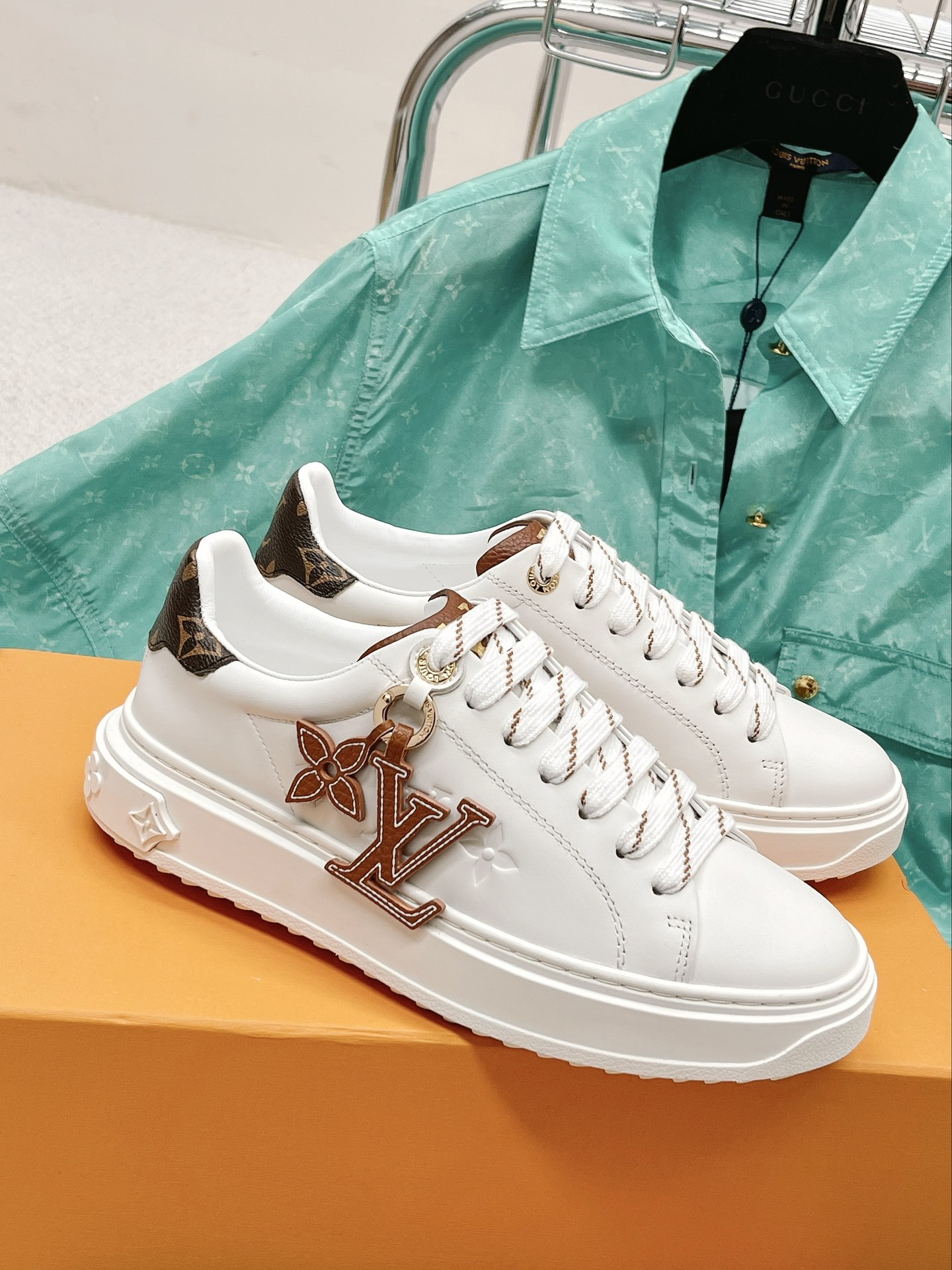 Louis Vuitton Women's Time Out Trainers White For Women LV - Soul Replicas