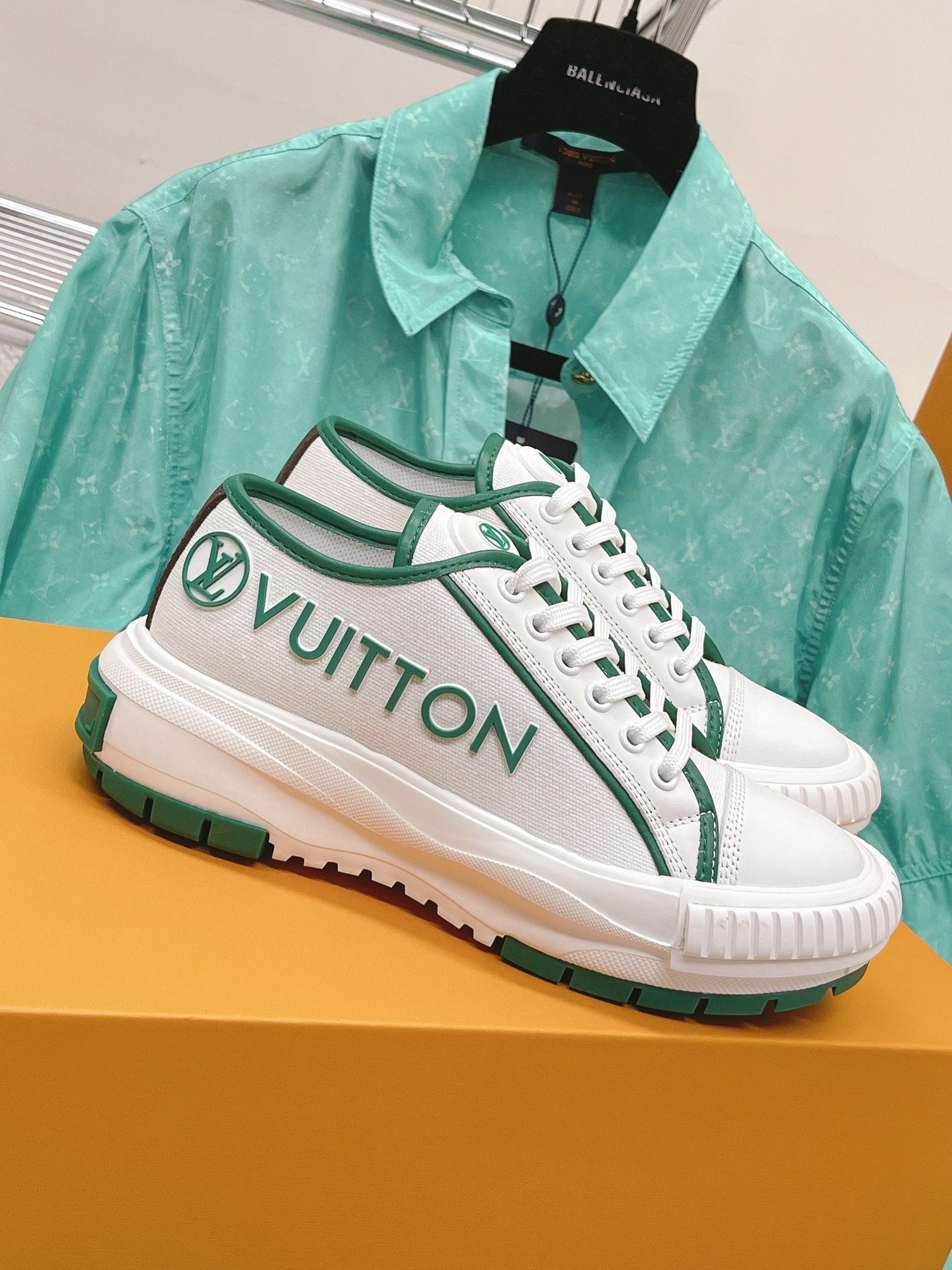 Louis Vuitton Women's LV Squad Sneaker Green For Women LV - Soul Replicas