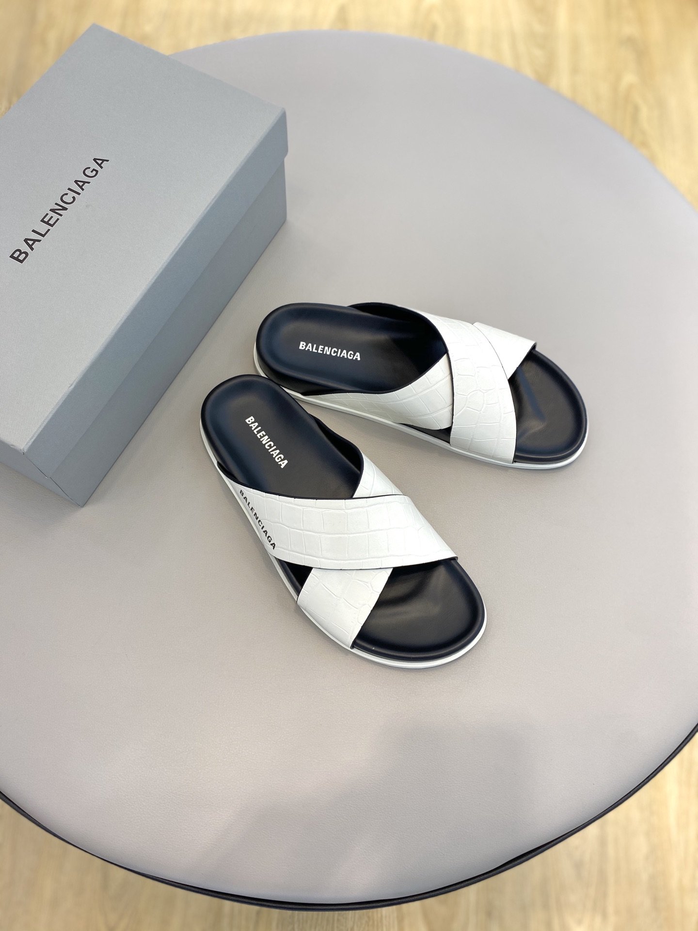 Balenciaga Slide Sandal White For Women - Soul Replicas