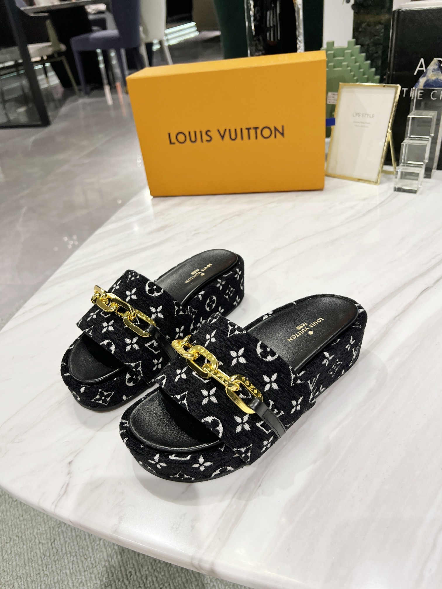 Louis Vuitton Jumbo Flatform Mule Black For Women LV - Soul Replicas