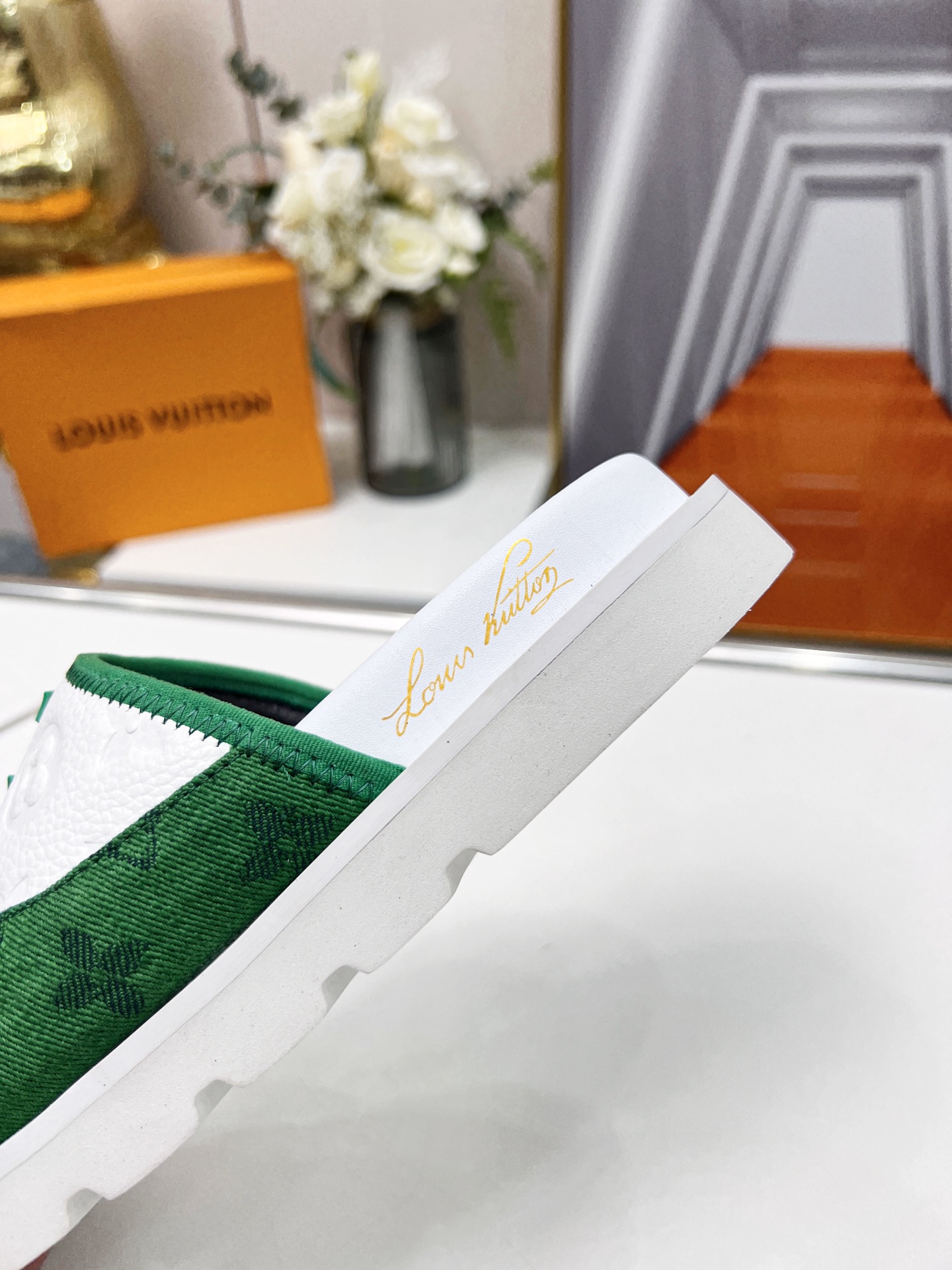 Louis Vuitton Women's Pool Pillow Comfort Mule Green For Women LV - Soul Replicas