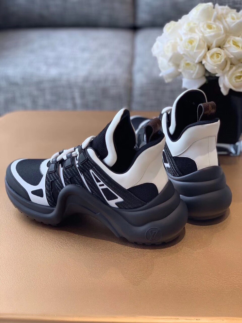 Louis Vuitton Archlight Sneakers Calfskin Leather Fall/Winter Collection Black/White - Soul Replicas