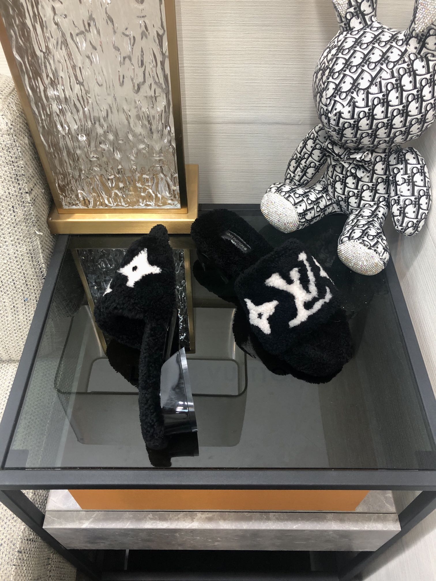 Louis Vuitton Women's Magnetic Mule Black For Women LV - Soul Replicas