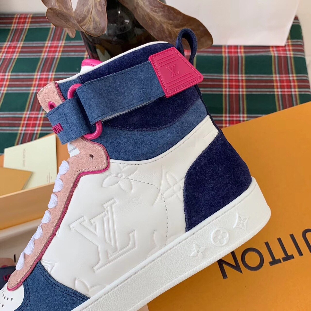 Louis Vuitton Boombox Sneaker Boot Calfskin Leather Spring/Summer Collection White/Bleu Jean/Pink - Soul Replicas