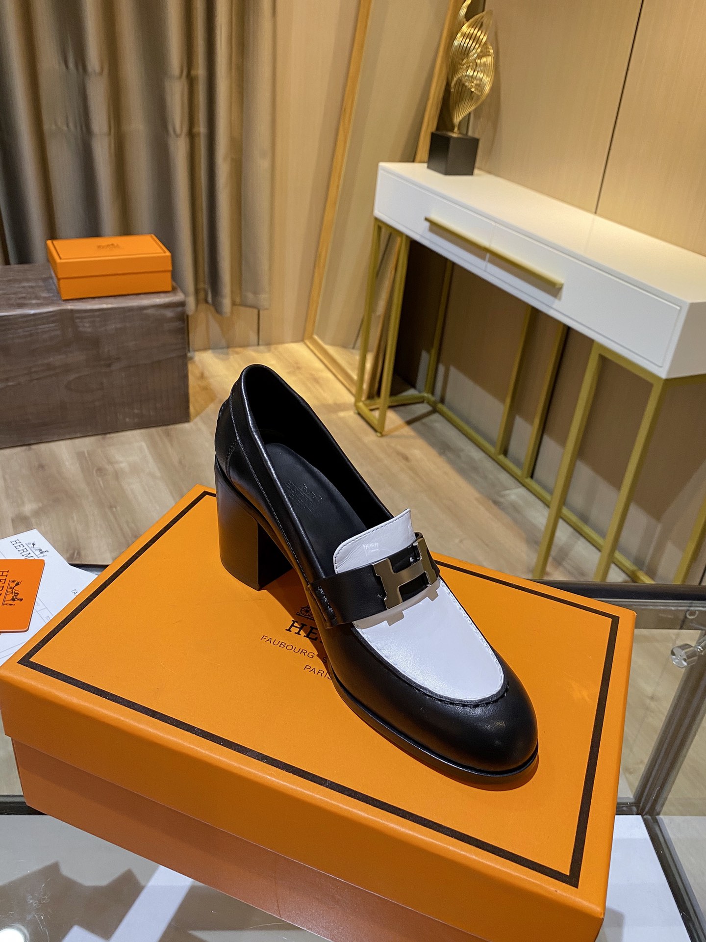 Hermes  Shoes Heel White For Women 2.8in/7cm - Soul Replicas