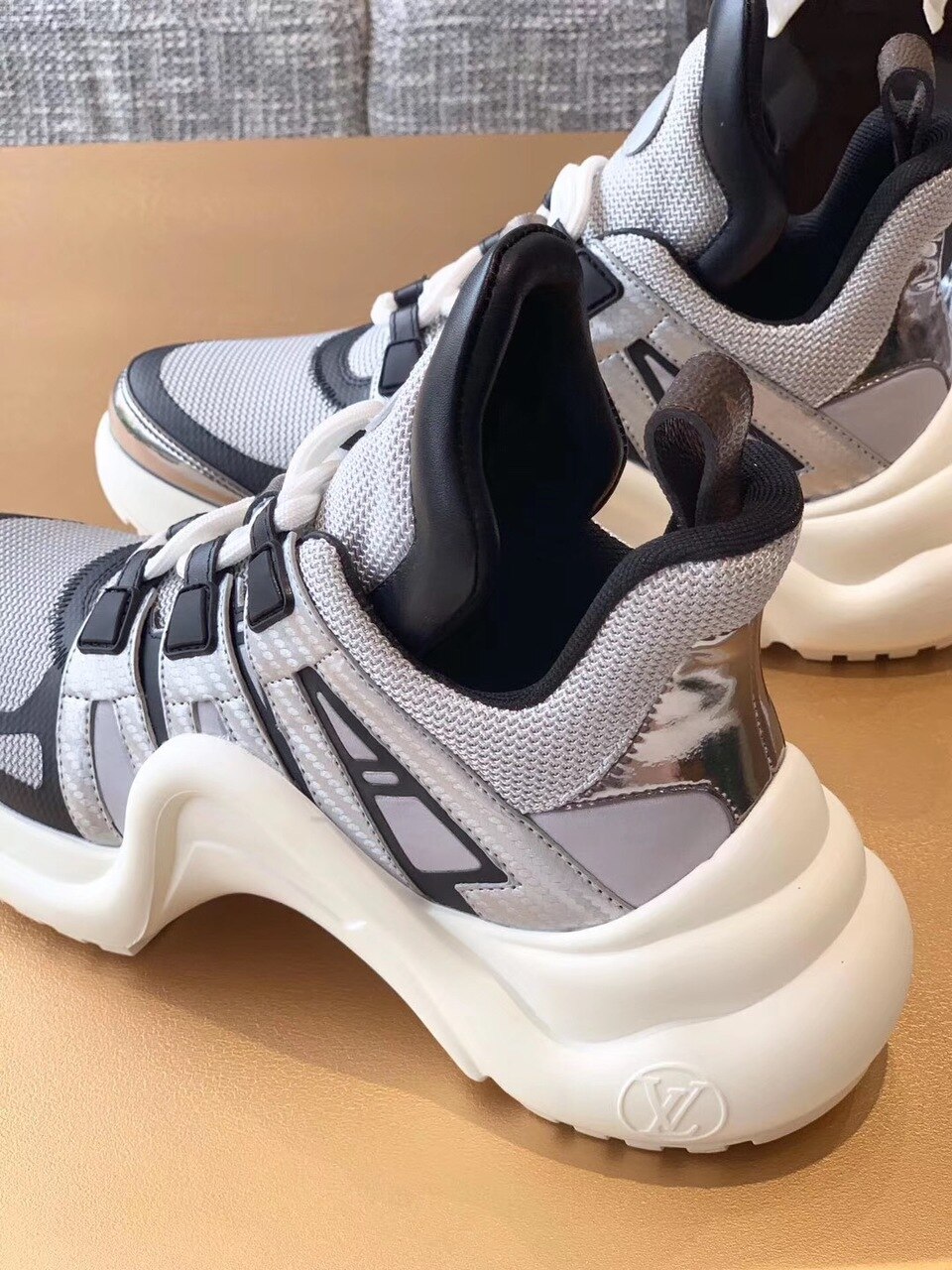 Louis Vuitton LV Archlight Sneaker Monogram Material White/Black For Women LV - Soul Replicas