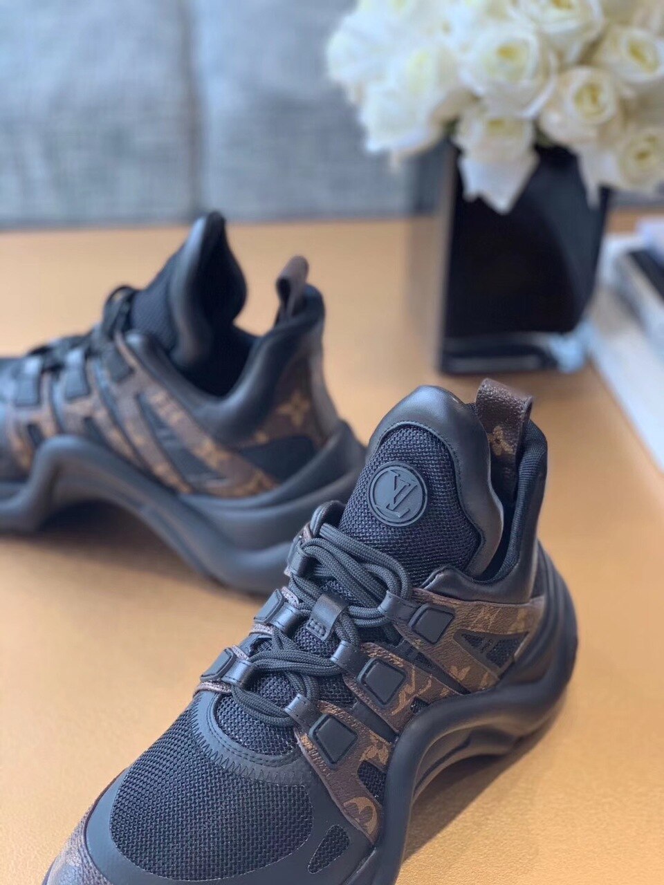 Louis Vuitton Archlight Sneakers Calfskin Leather Fall/Winter 2019 Collection 1A589P Black/Brown - Soul Replicas