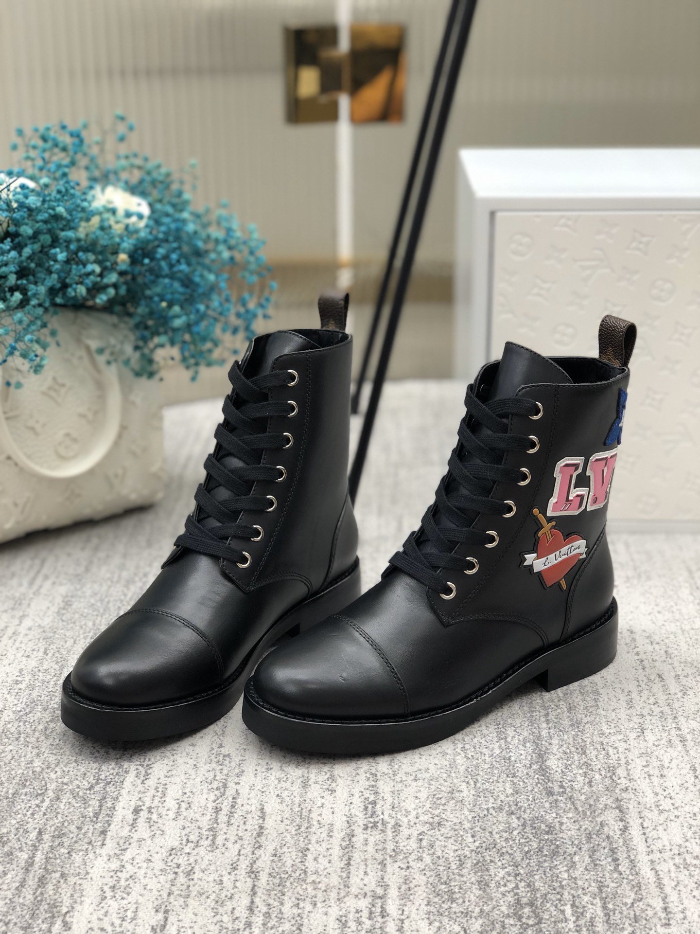 Louis Vuitton Wonderland Ranger Black For Women LV - Soul Replicas