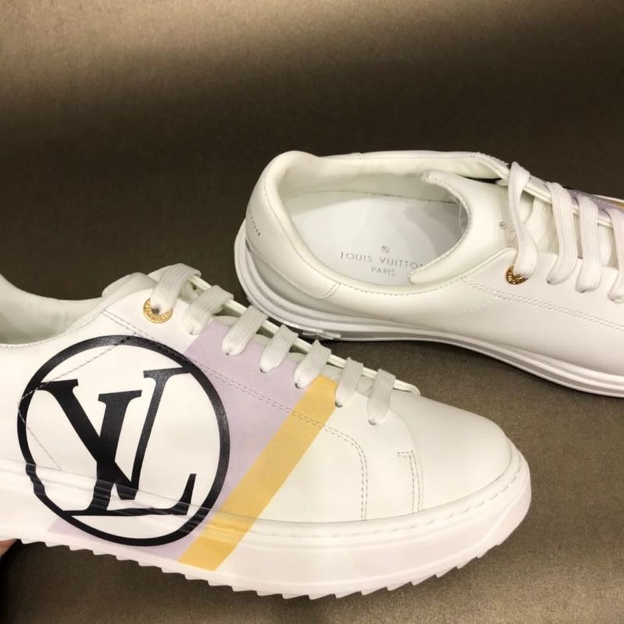 Louis Vuitton Time Out Sneaker White/Black For Women LV - Soul Replicas