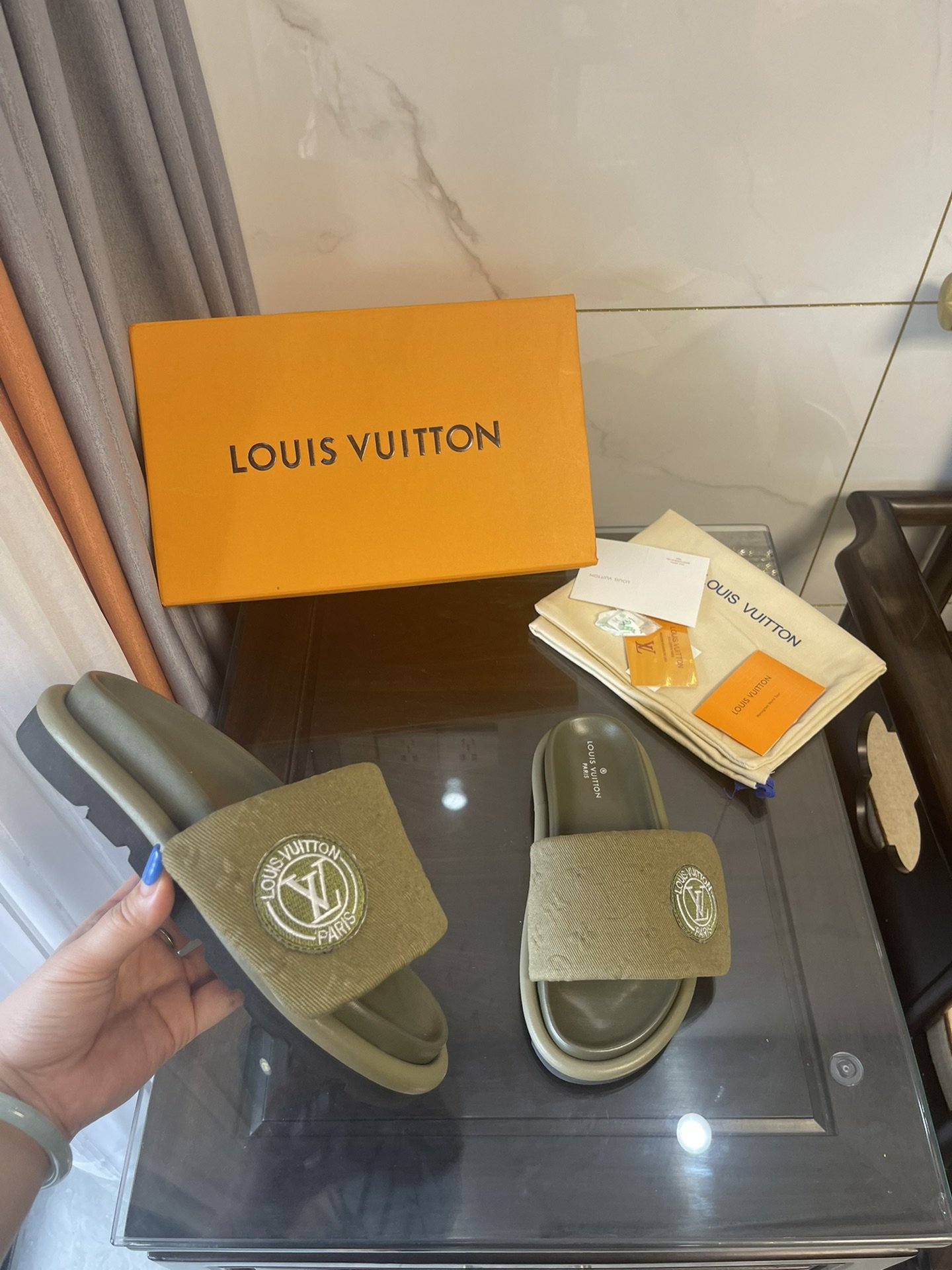 Louis Vuitton Women's Pool Pillow Comfort Mule Green For Women LV - Soul Replicas