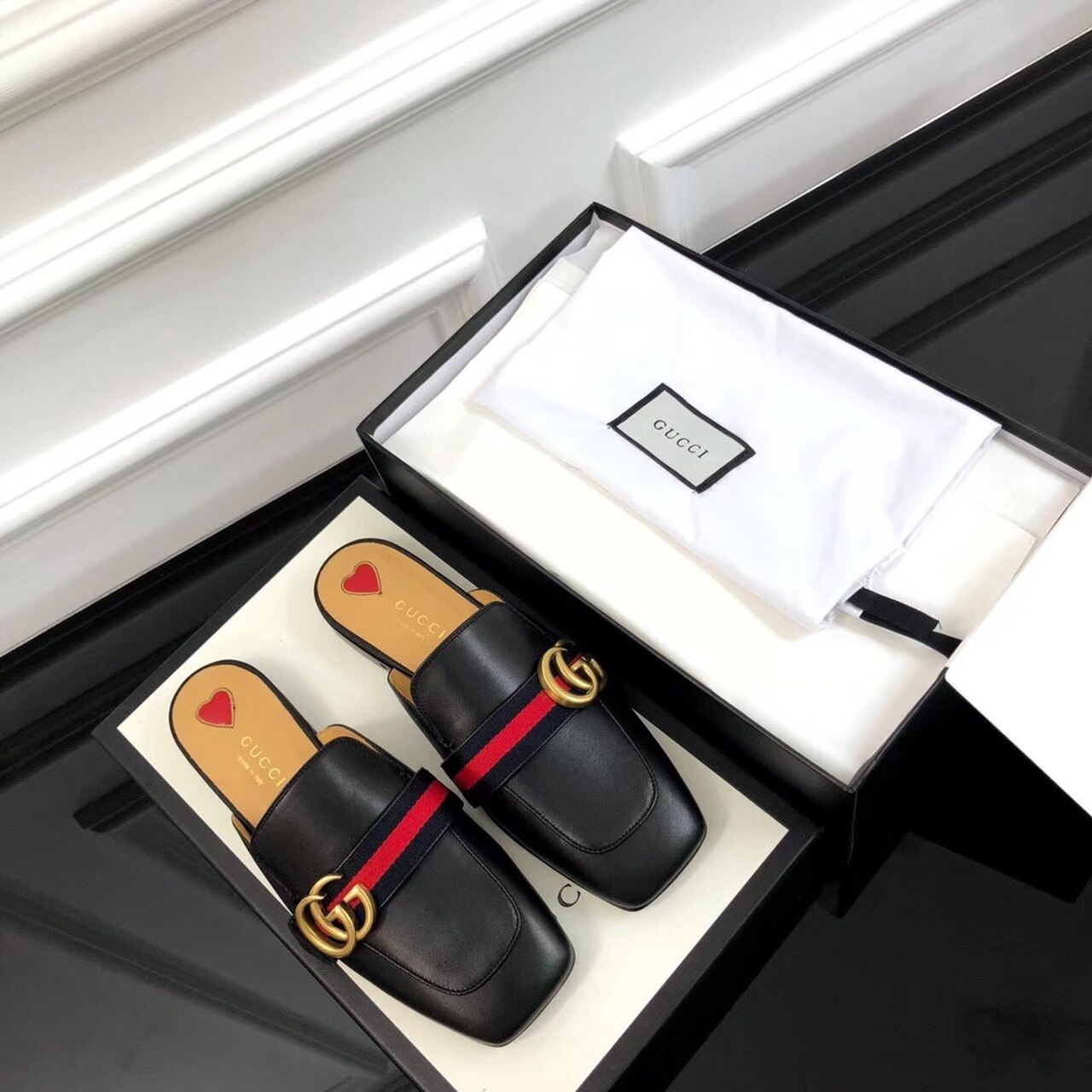 Gucci Peyton Slippers Black For Women Gucci ‎‎423694 DKHC0 1061 - Soul Replicas