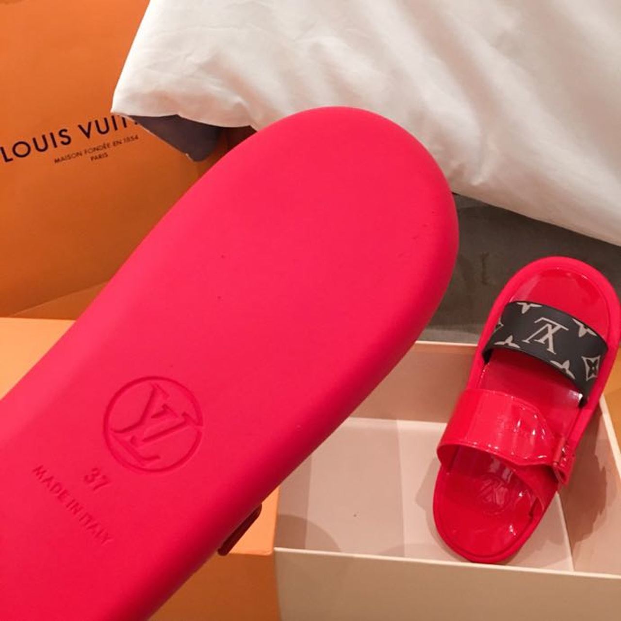 Louis Vuitton Sunbath Flat Mule Shiny Rubber Red For Women LV - Soul Replicas